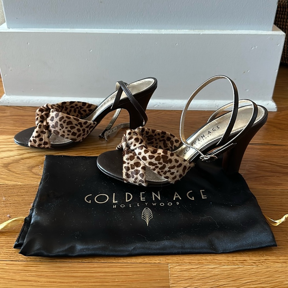 Golden Age ankle strap leopard print strappy heels VERY BOMBSHELL size 8